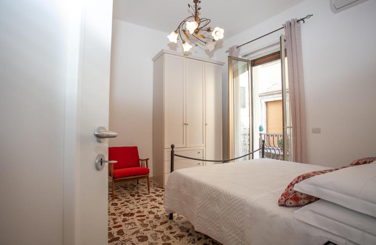 Appartamento Casa Rosa Taormina Esterno foto